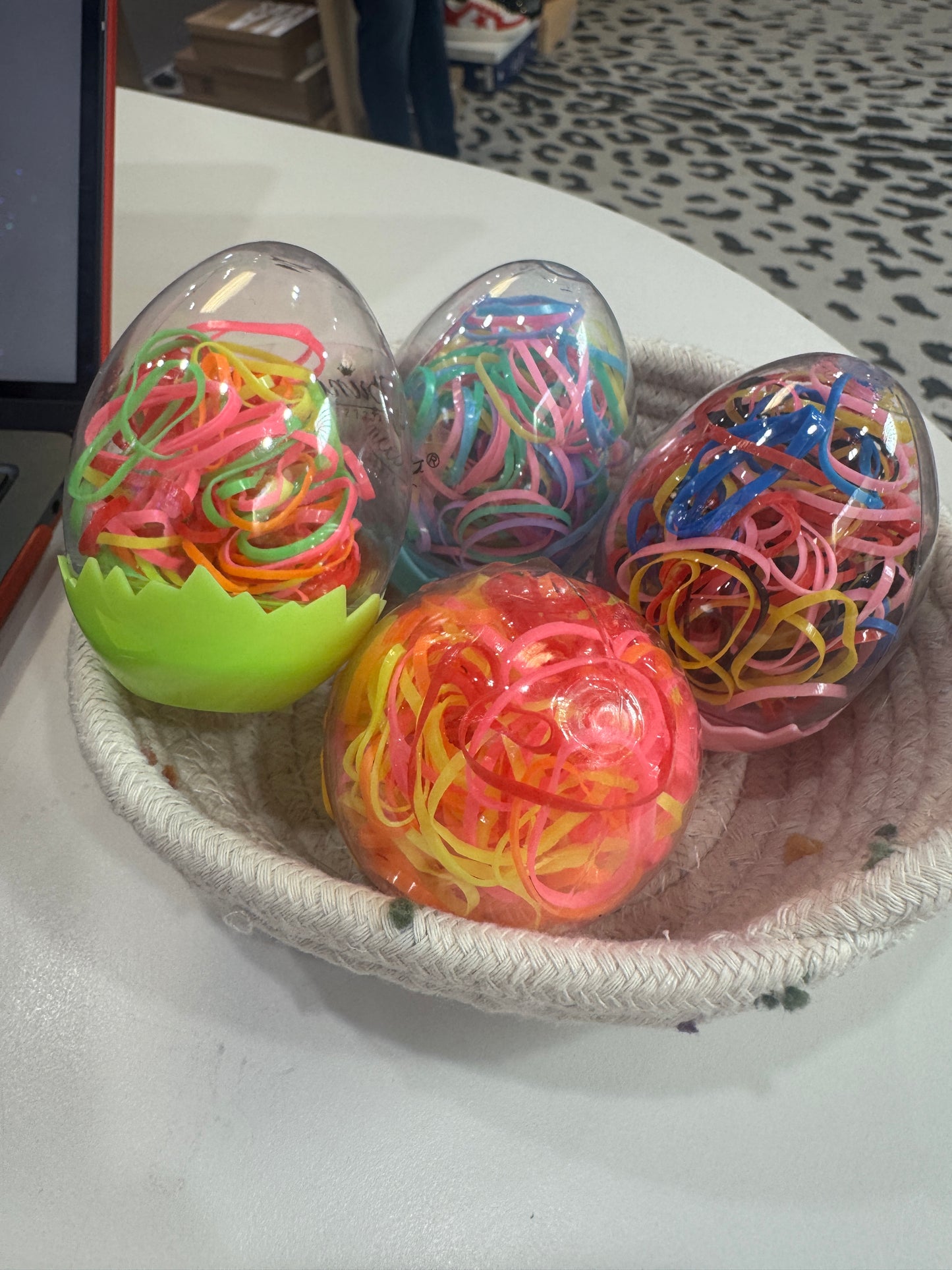 Egg of Elastic Hair Ties
