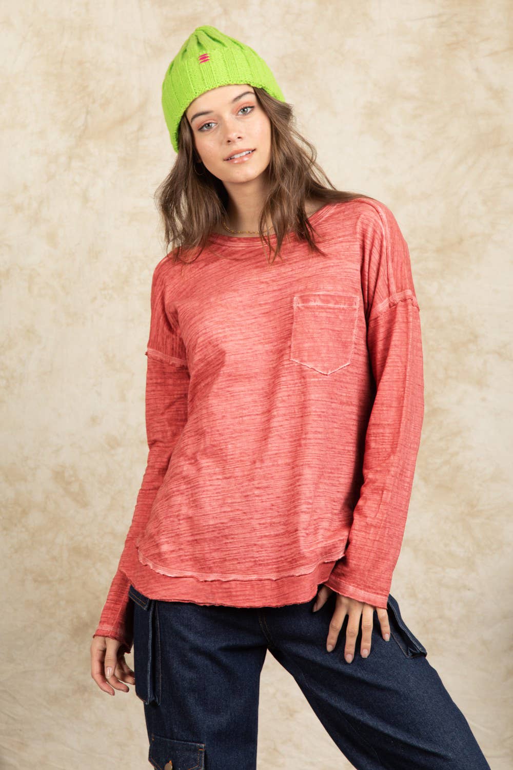NT11158X-PLUS SIZE Raw Edge Detail Washed Top: DENIM / 1X-2X-3X/3-2-1