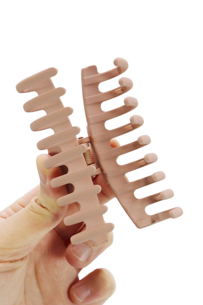 Matte Curve Hair Clip