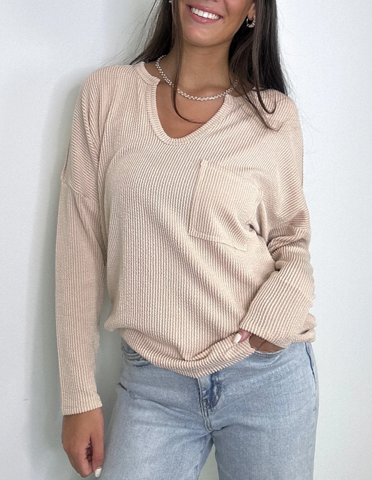 Rib Knit Patch Pocket V-Neck Top