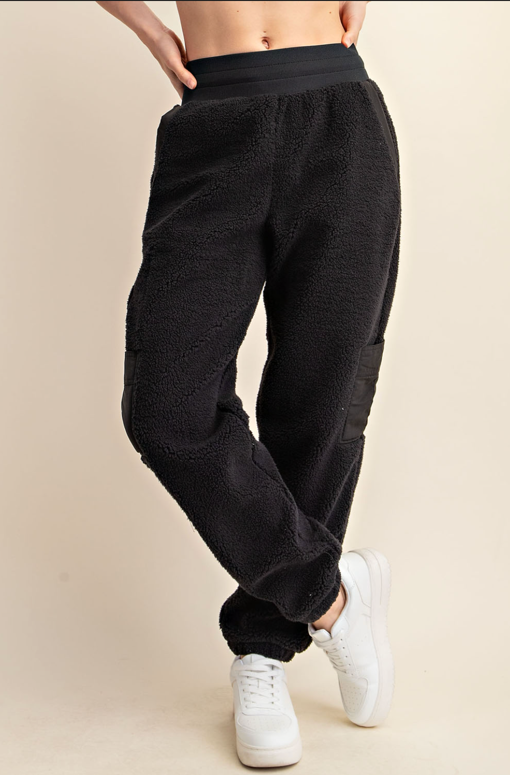 Micro Sherpa Cargo Sweatpants