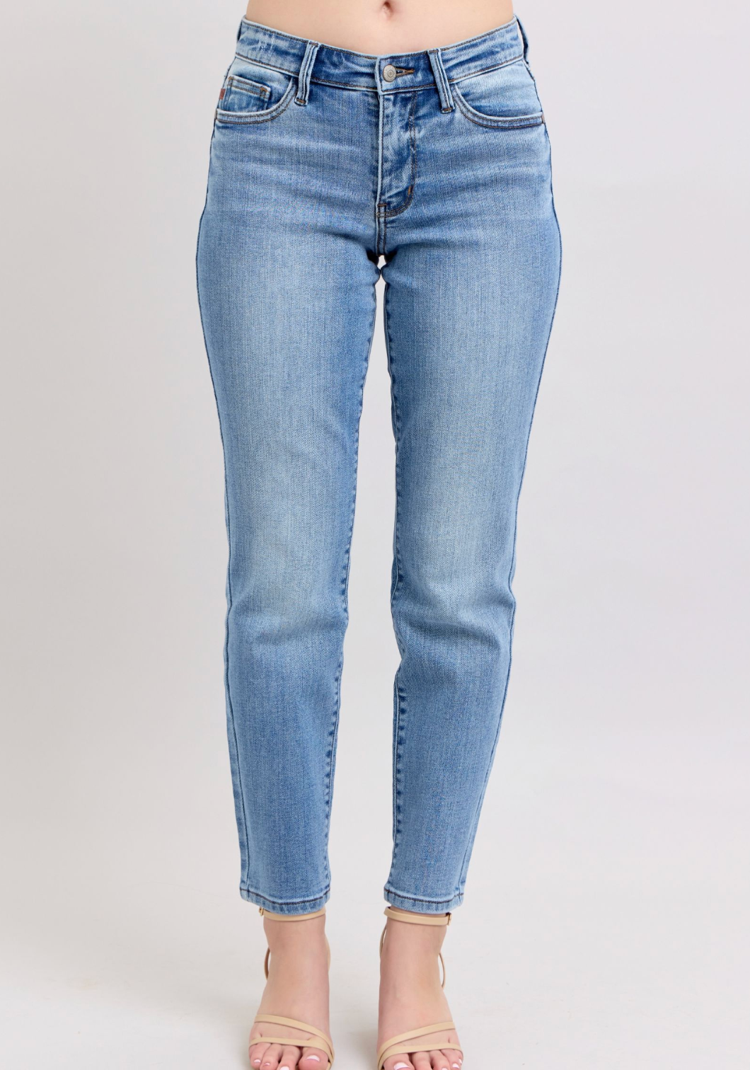 Lynda Mid Rise Slim Fit Judy Blues