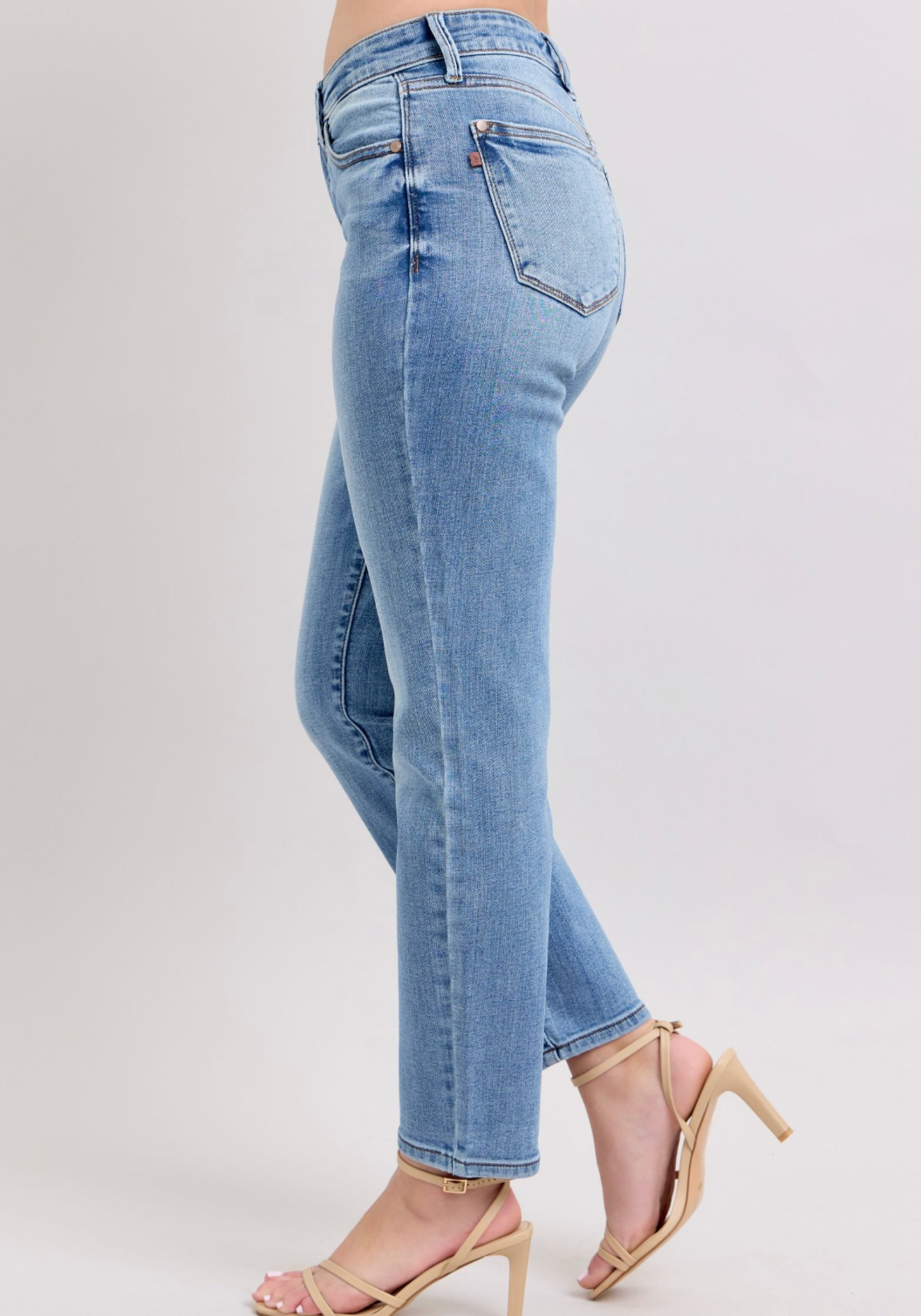 Lynda Mid Rise Slim Fit Judy Blues