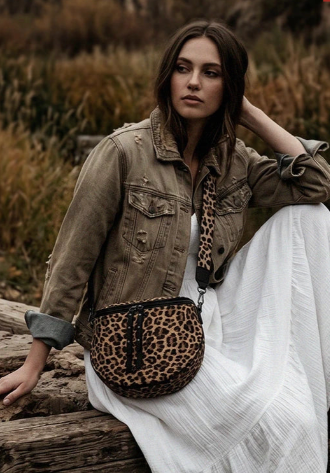 Montana West Spacious Crossbody Bum Bag with Coin Purse - Leopard